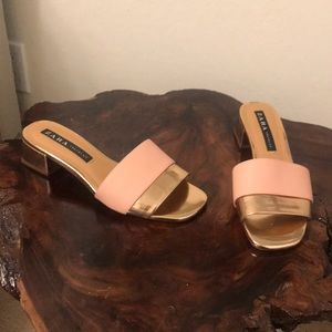 Slip on zara sandals with small heel